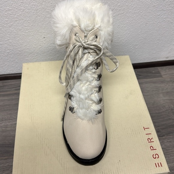 Esprit Women's Ember Winter Fashion Boot - Picture 4 of 7